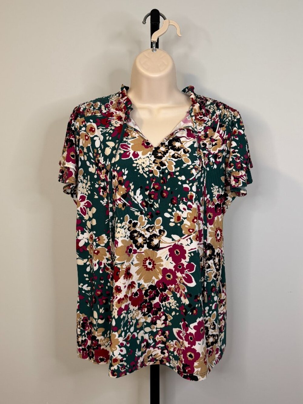 Anne Klein Green Floral Blouse - Size L